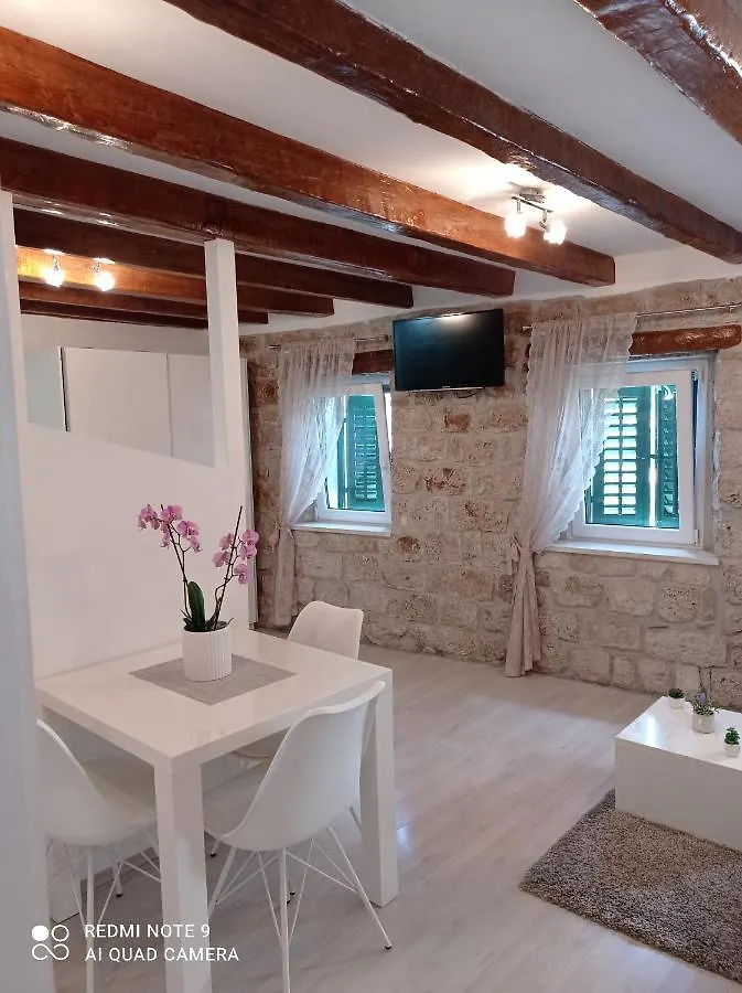 Studio Makala Trogir